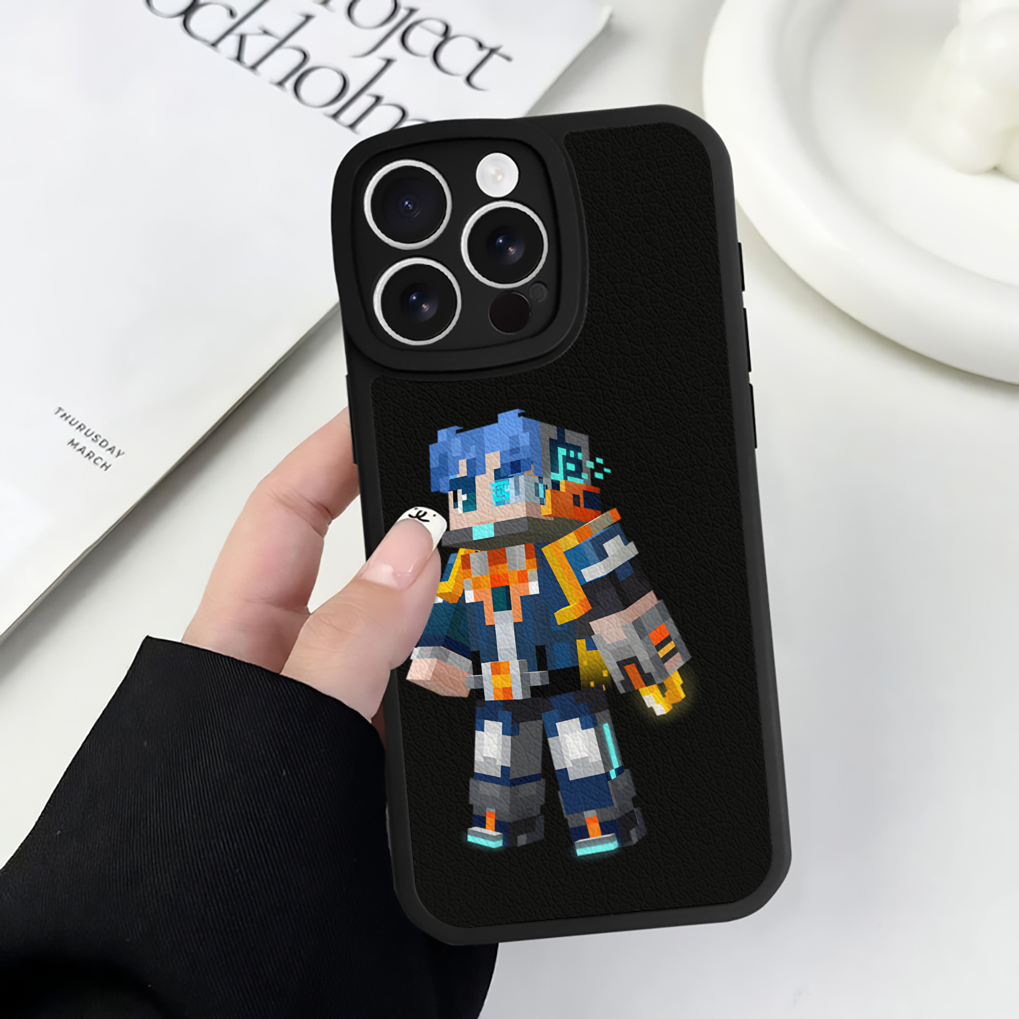 （画像用） マインクラフト ブロックの世界 Minecraft MC Block world 【iPhone 16シリーズ対応】シリコンスマホケース（レザー調） 材質：シリコン